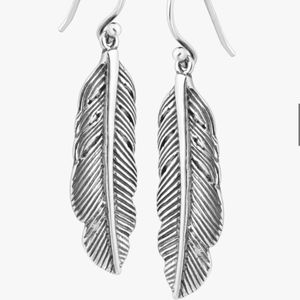 Silpada leaf earrings